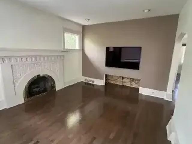 House 4 Bedroom For Rent Calgary AB 3200 ES105486433