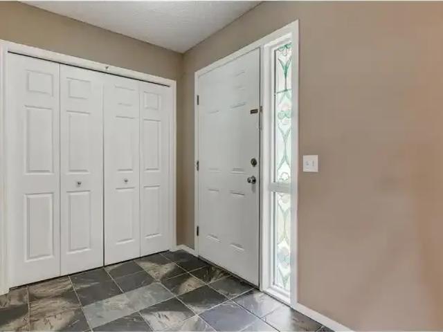 House 4 Bedroom For Rent Calgary AB 3250 ES104224346