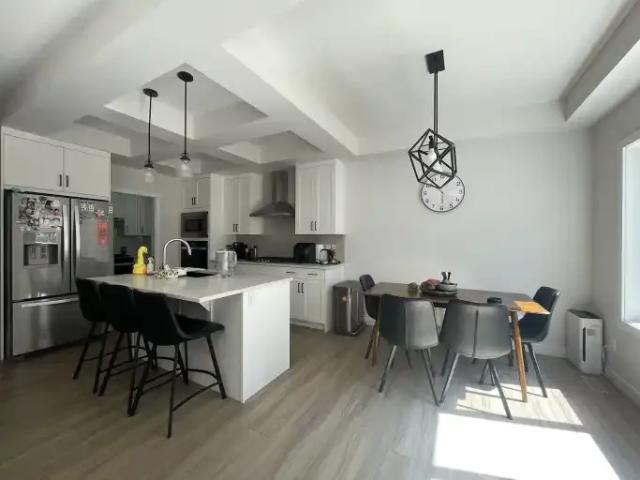 House 4 Bedroom For Rent Calgary AB 3300 ES105226611