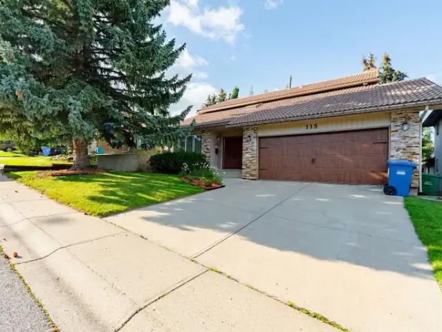 House 4 Bedroom For Rent Calgary AB 3600 ES105226501