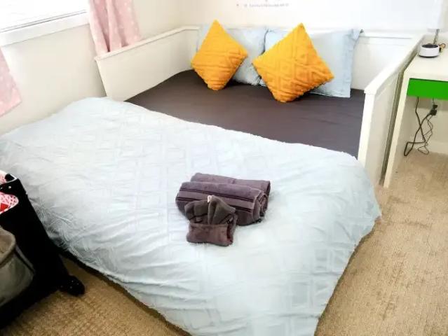 House 4 Bedroom For Rent Calgary AB 3950 ES105110795