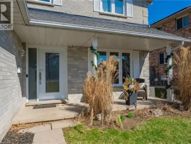 House 4 Bedroom For Rent Cambridge ON 2975 ES104362922
