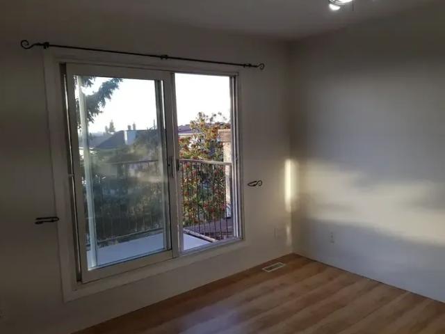 House 4 Bedroom For Rent Cambridge ON 3000 ES105654203