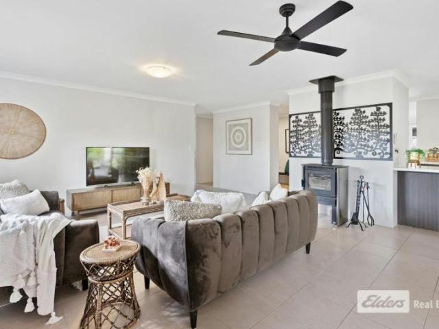 House 4 Bedroom For Rent Capel WA 750 ES105943553