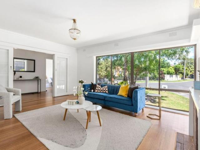 House 4 Bedroom For Rent Carnegie VIC 980 ES105605977
