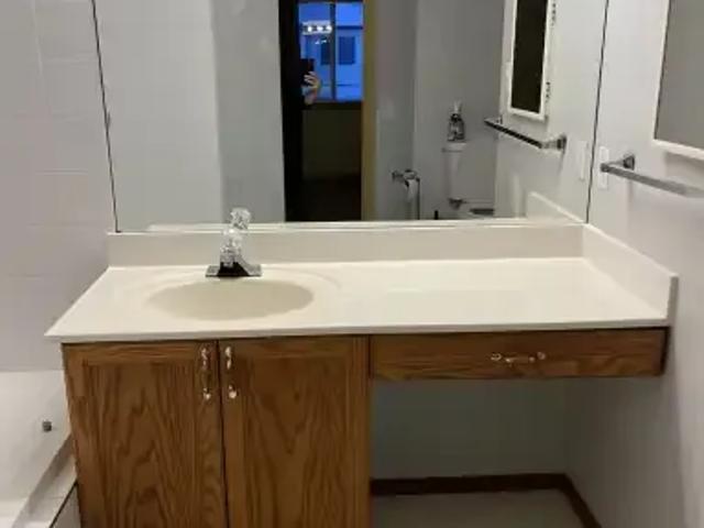 House 4 Bedroom For Rent Chestermere AB 2300 ES105643267