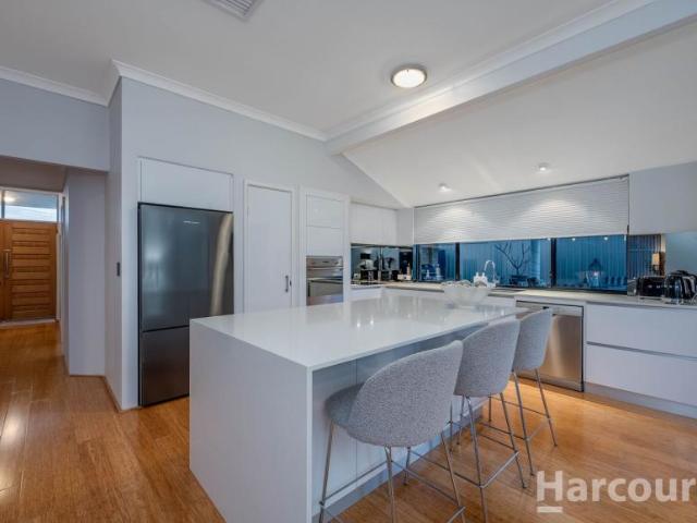 House 4 Bedroom For Rent Currambine WA ES106010359