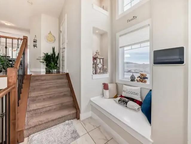 House 4 Bedroom For Rent Airdrie AB 3900 ES103652887