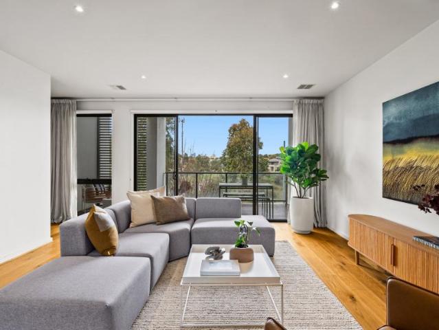 House 4 Bedroom For Rent Ascot Vale VIC 1300000 ES105825837