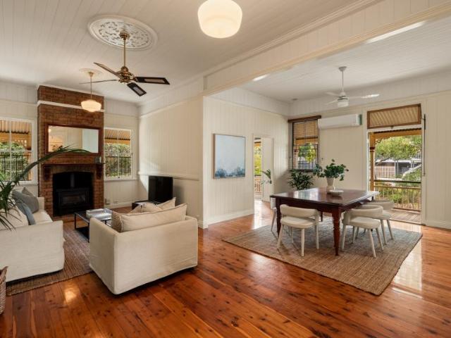 House 4 Bedroom For Rent Ashgrove QLD 2250000 ES105285153