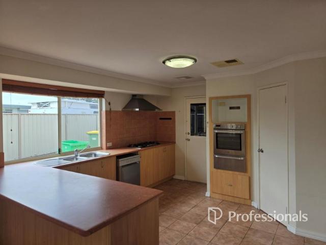 House 4 Bedroom For Rent Australind WA 730 ES105990441