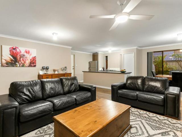 House 4 Bedroom For Rent Baldivis WA ES105933210