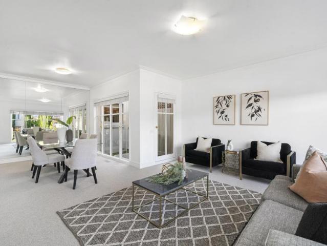 House 4 Bedroom For Rent Balwyn VIC ES105865560