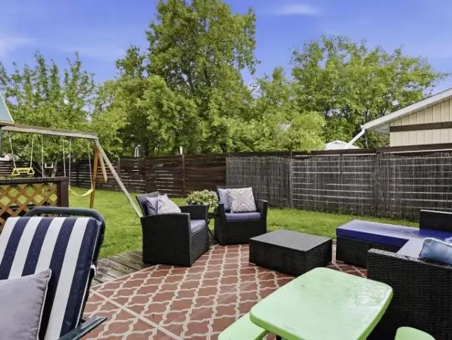 House 4 Bedroom For Rent Beaumont AB 2100 ES105185921