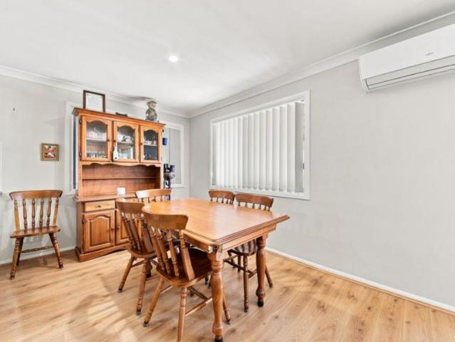 House 4 Bedroom For Rent Buxton, NSW ES104828231