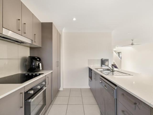 House 4 Bedroom For Rent Buderim QLD ES104537691