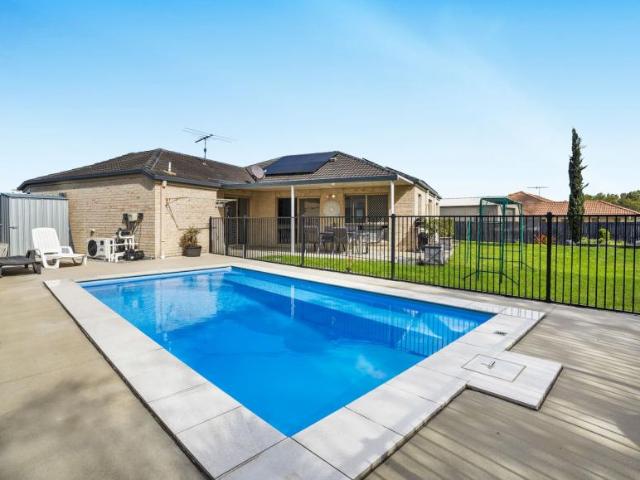House 4 Bedroom For Rent Burpengary QLD 1100000 ES104642680