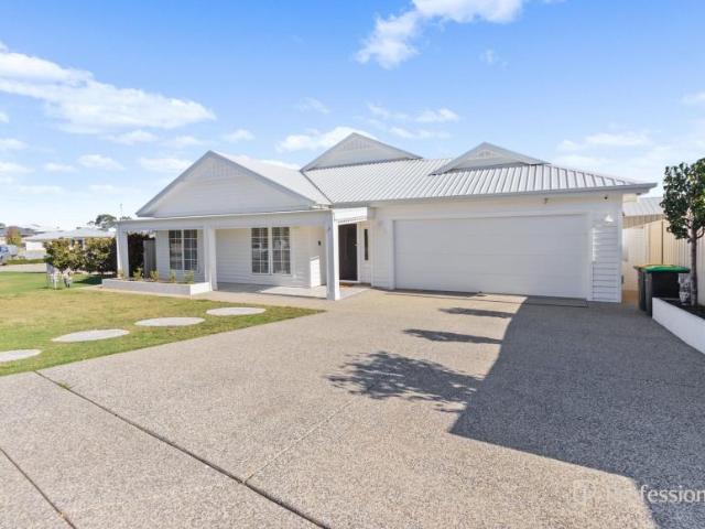 House 4 Bedroom For Rent Gobbagombalin NSW 1290000 ES105972775