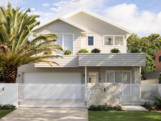 House 4 Bedroom For Rent Golden Beach QLD 2 ES103342438
