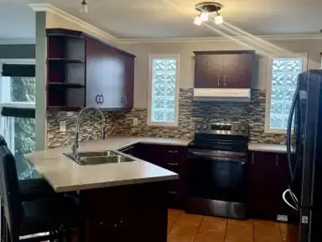 House 4 Bedroom For Rent Gatineau QC 2300 ES101441486