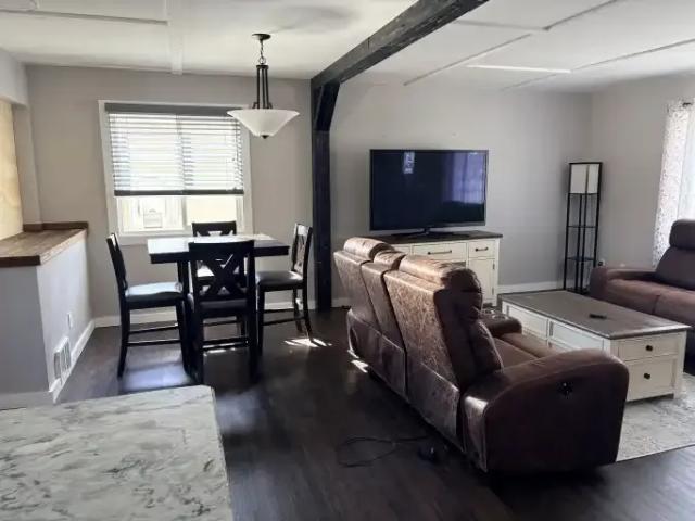 House 4 Bedroom For Rent Grande Prairie AB 3000 ES103594288