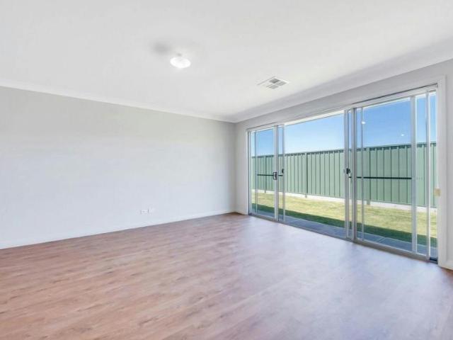 House 4 Bedroom For Rent Encounter Bay SA 650 ES105995706