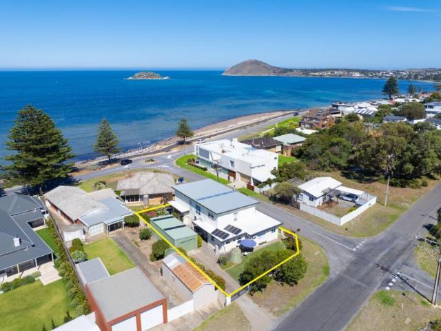 House 4 Bedroom For Rent ENCOUNTER BAY SA 1595000 ES104951645
