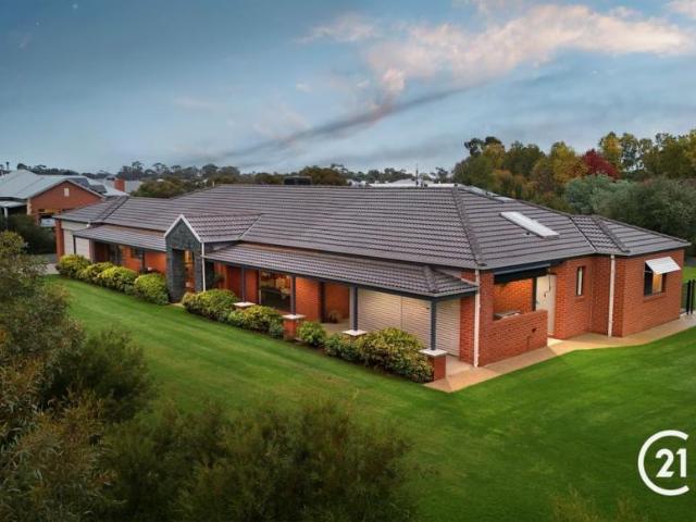 House 4 Bedroom For Rent Echuca, VIC 1240000 ES102774448