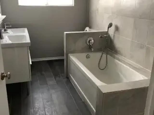 House 4 Bedroom For Rent Edmonton AB 2500 ELS104401310