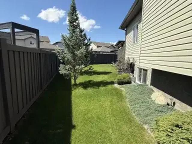 House 4 Bedroom For Rent Edmonton AB 2500 ES104401586