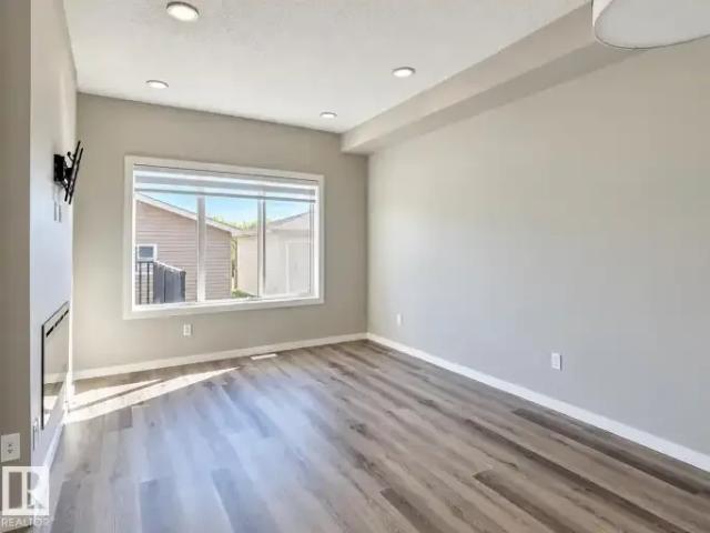 House 4 Bedroom For Rent Edmonton AB 2500 ES105543570