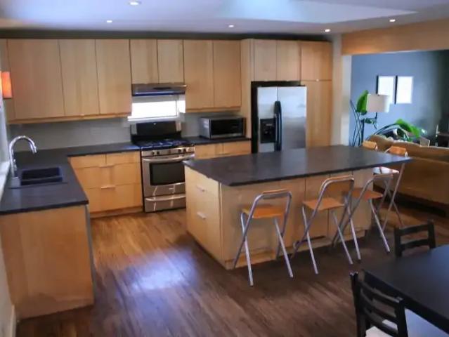 House 4 Bedroom For Rent Edmonton AB 2850 ES104181696