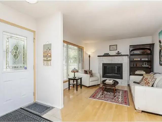 House 4 Bedroom For Rent Edmonton AB 2950 ES105737321