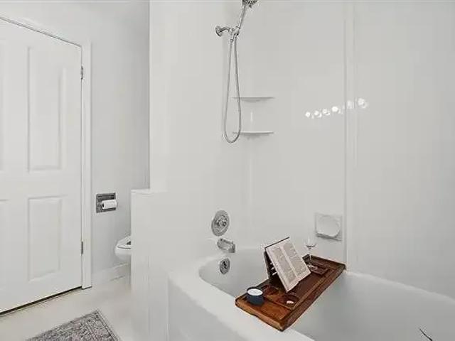 House 4 Bedroom For Rent Edmonton AB 3000 ES105135609