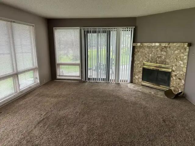 House 4 Bedroom For Rent Edmonton AB 3250 ELS105248862