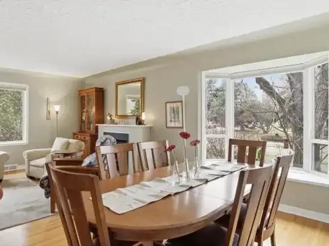 House 4 Bedroom For Rent Edmonton AB 4500 ES104888625