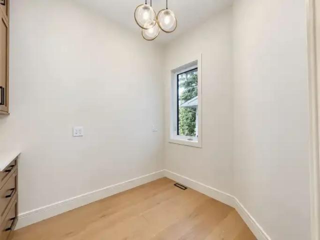 House 4 Bedroom For Rent Edmonton AB 4500 ES105486457