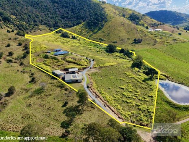 House 4 Bedroom For Rent Kia Ora QLD ES105933283