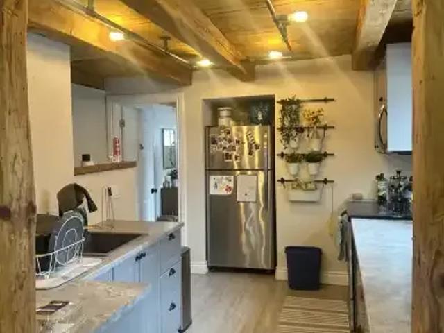 House 4 Bedroom For Rent Kingston ON 3200 ES103879240