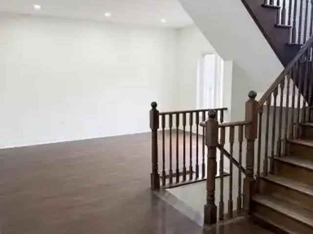 House 4 Bedroom For Rent Innisfil ON 2700 ES105654170