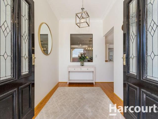 House 4 Bedroom For Rent Iluka WA ES106076565