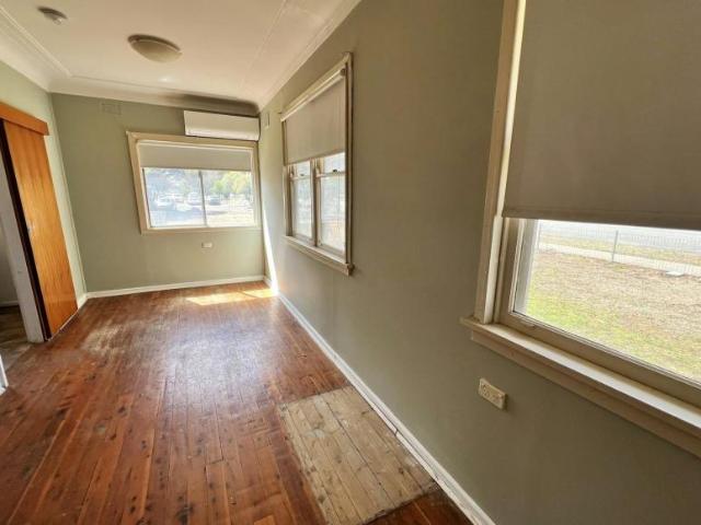 House 4 Bedroom For Rent Jerilderie NSW 385000 ES106099984