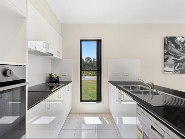House 4 Bedroom For Rent JIMBOOMBA QLD 703877 ES80460820
