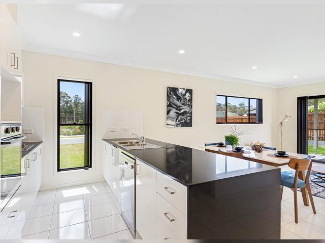 House 4 Bedroom For Rent JIMBOOMBA QLD 749930 ES80460823