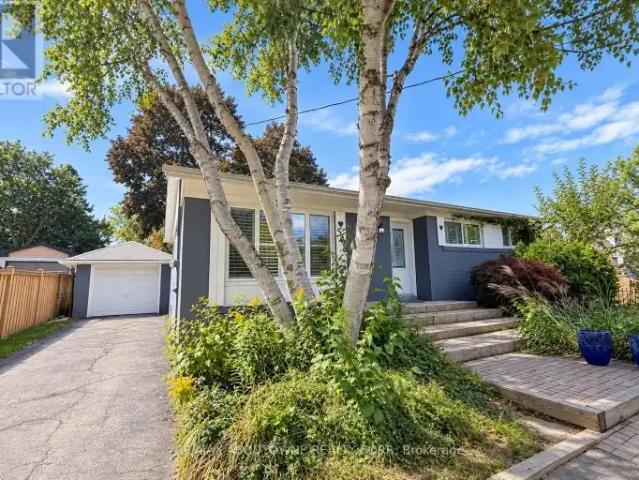 House 4 Bedroom For Rent Oakville ON 3450 ES105395008