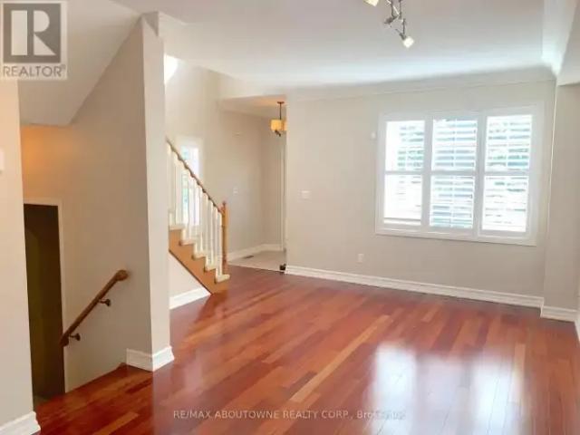 House 4 Bedroom For Rent Oakville ON 4000 ES105072077