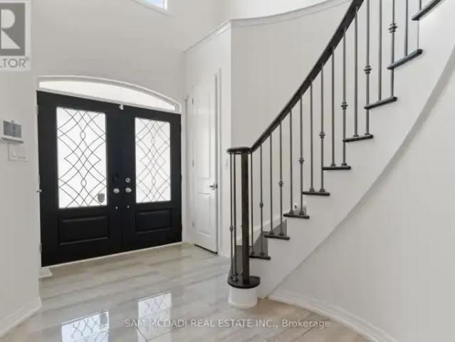 House 4 Bedroom For Rent Oakville ON 5200 ES105087986