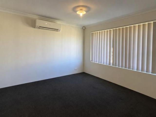 House 4 Bedroom For Rent Orelia, WA 650 ES105951936