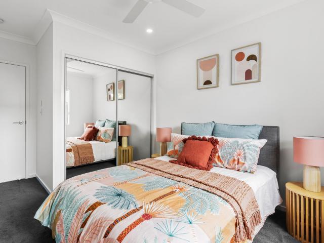 House 4 Bedroom For Rent ORMEAU HILLS QLD 987900 ELS84434066