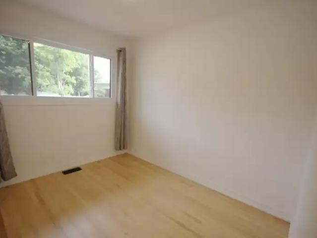 House 4 Bedroom For Rent Ottawa ON 2590 ES105071740